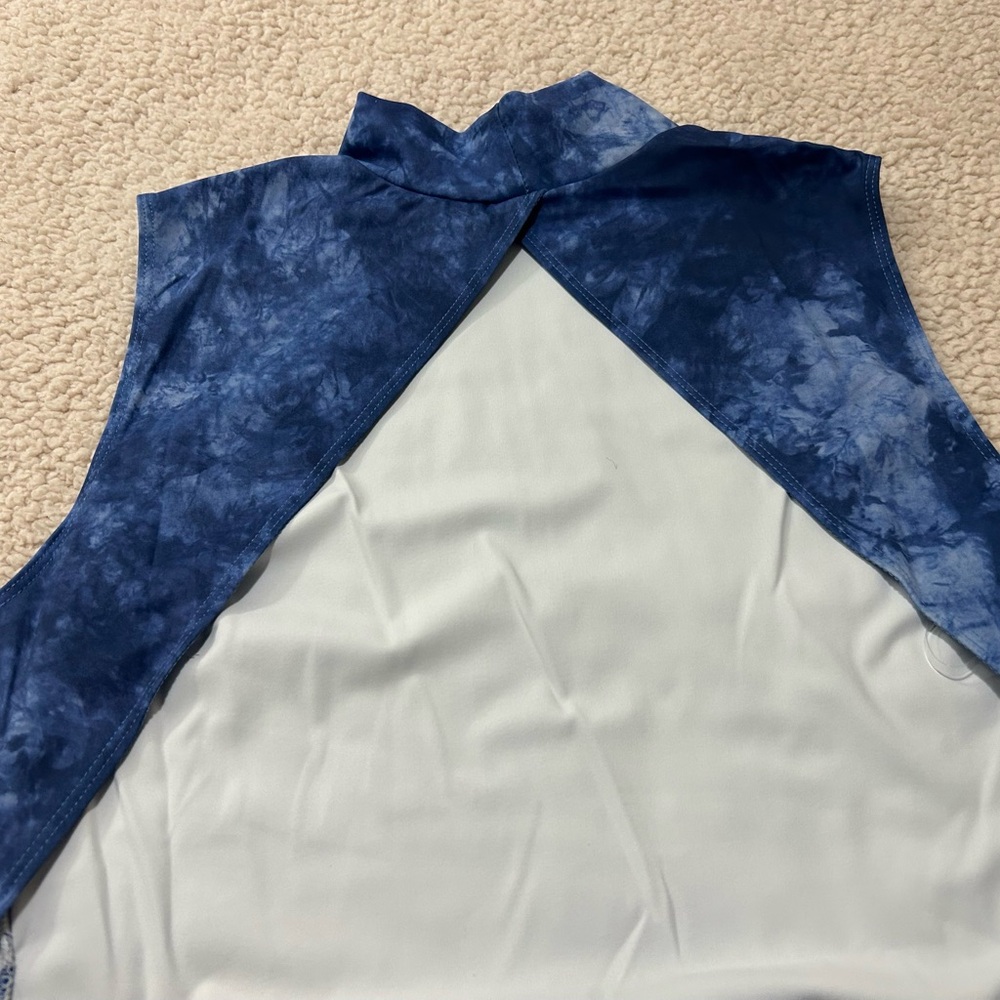 Elegant Blue Tie-Dye Dress - Picture 8 of 9